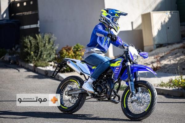 شروع همکاری کویر موتور با کمپانی SHERCO فرانسه با محصول SHERCO 50cc و قصد دارد تا این برند را نیز به لیست بلند بالای محصولاتش اضافه کند.